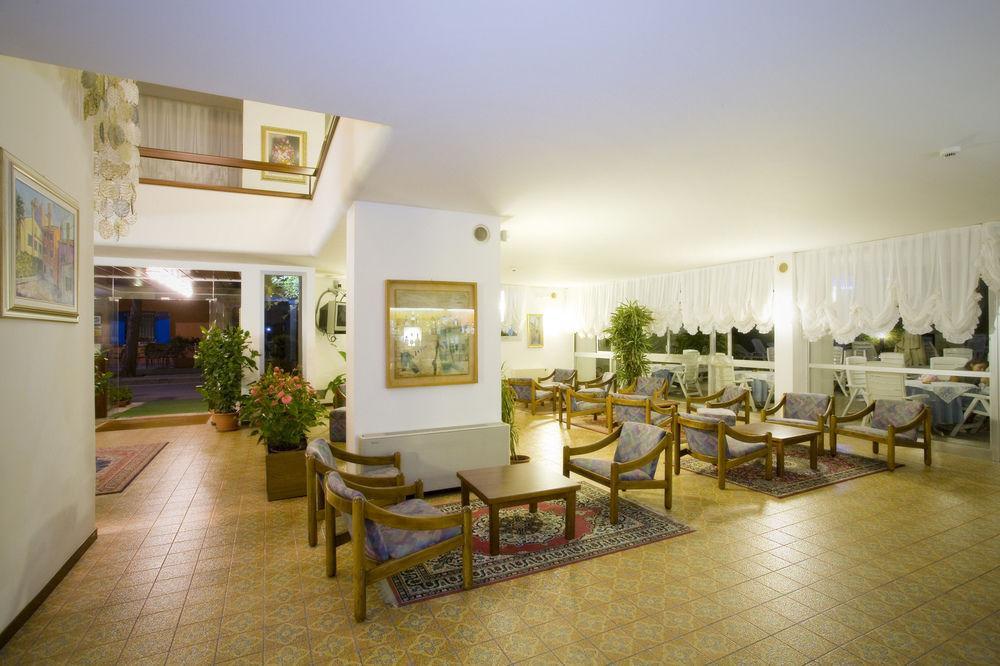 Hotel Metropol Caorle Luaran gambar
