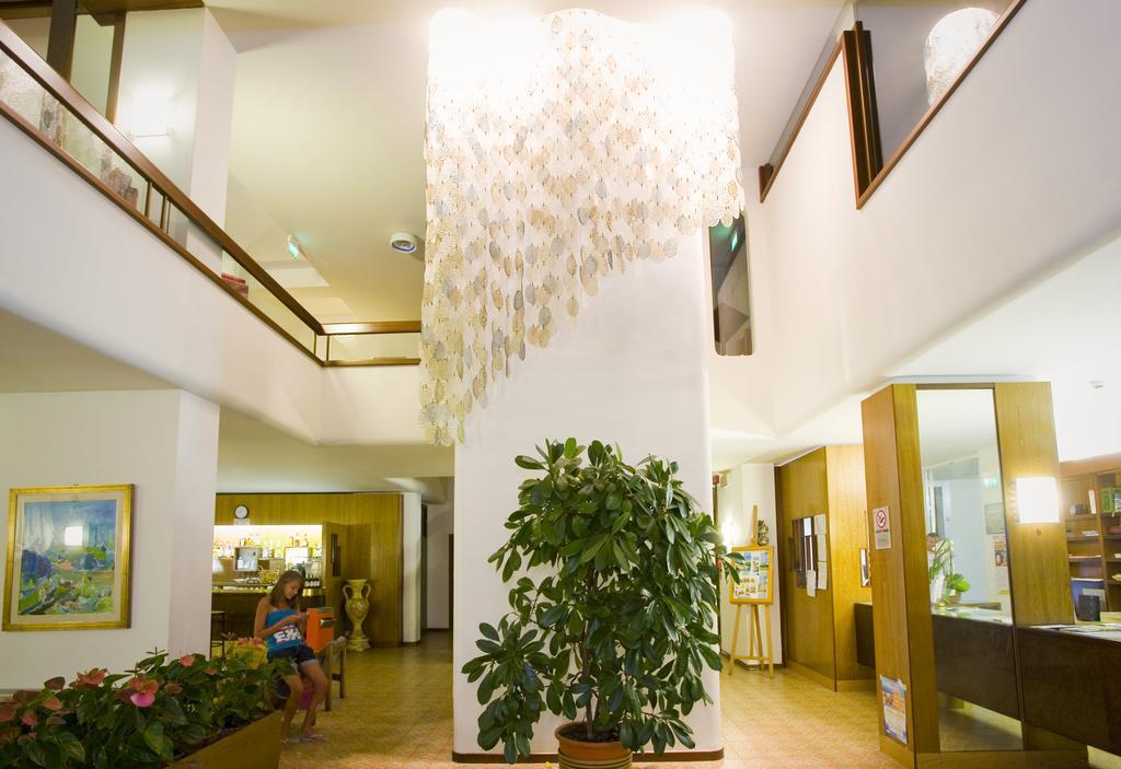 Hotel Metropol Caorle Luaran gambar