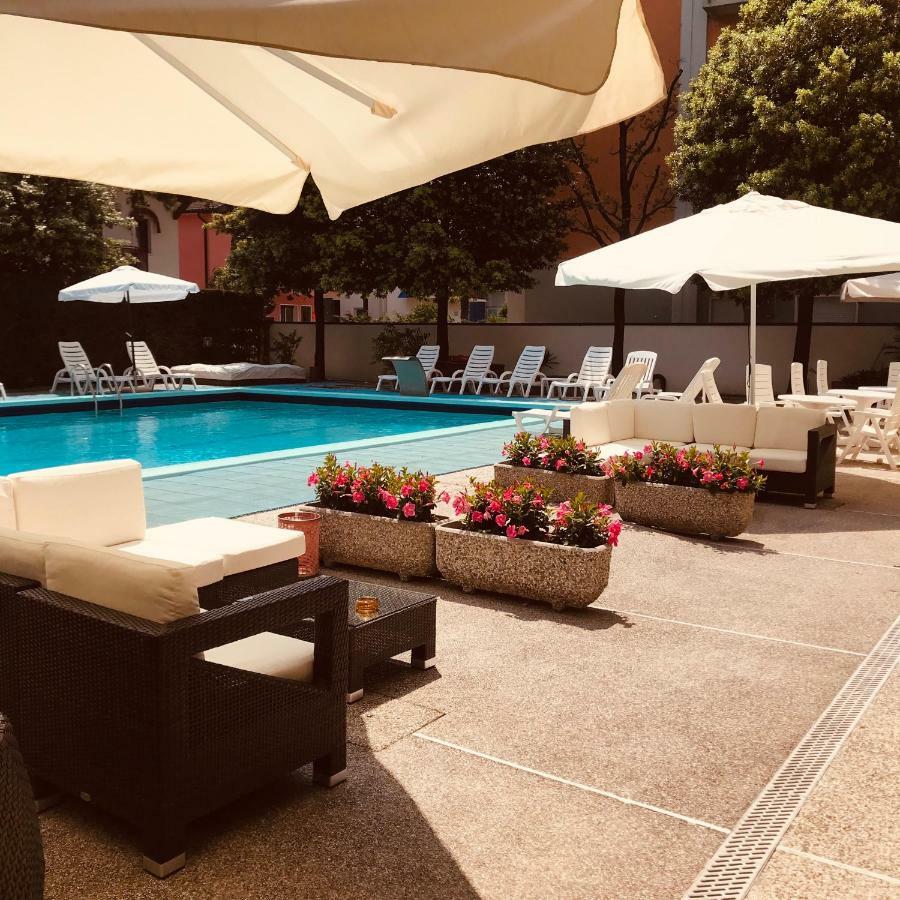 Hotel Metropol Caorle Luaran gambar
