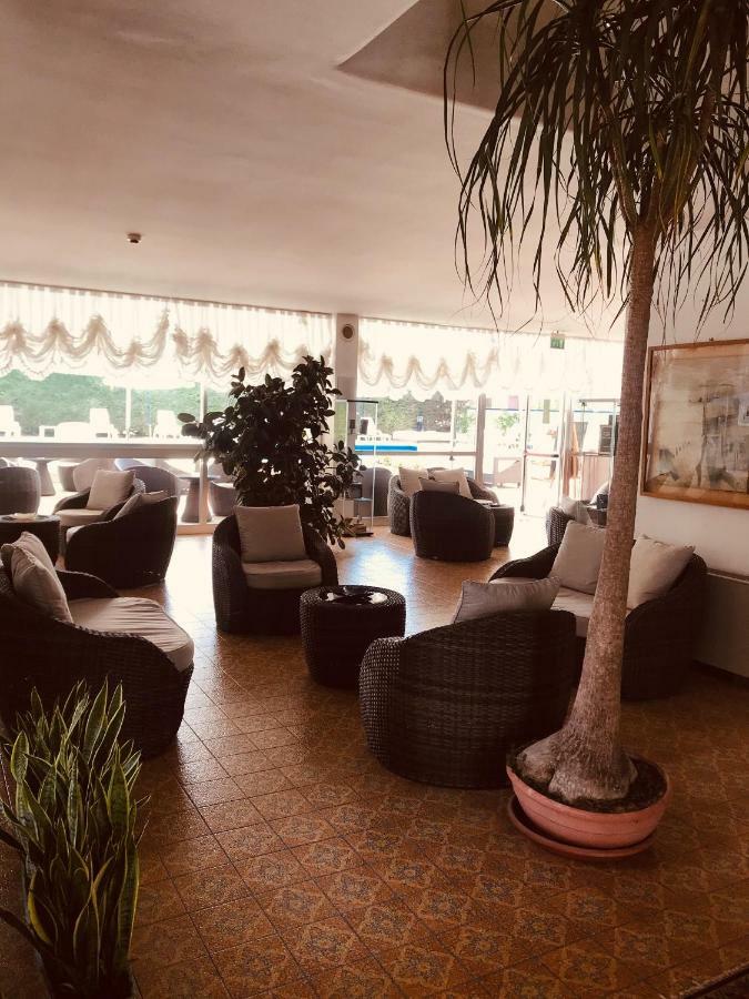 Hotel Metropol Caorle Luaran gambar